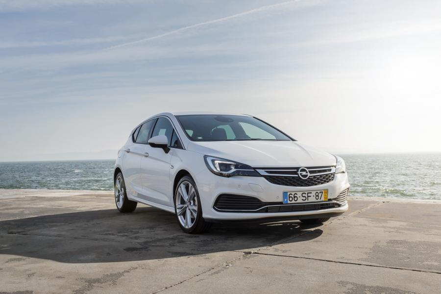  Opel Astra OPC Line Sport (K) 2016 года  (фото 20 из 31)